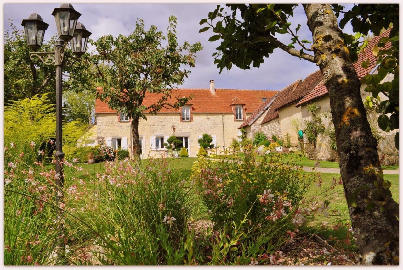 B&B Le Bourg D'Aunou, Petit Dejeuner Compris Eksteriør billede
